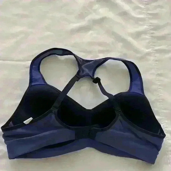 Nike Dri Fit Sport Bra - Picture 3 of 5